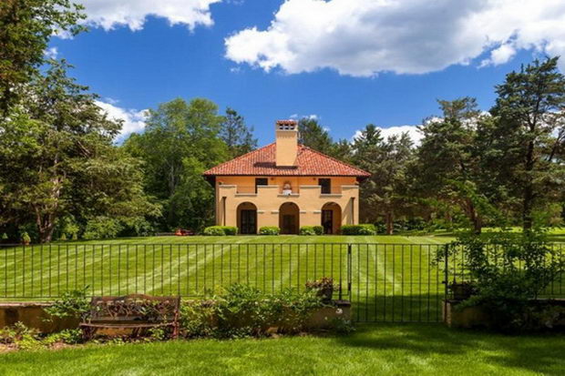 Mark Twain’s “Stormfield” Home Up For Sale – Yours For $4 Million