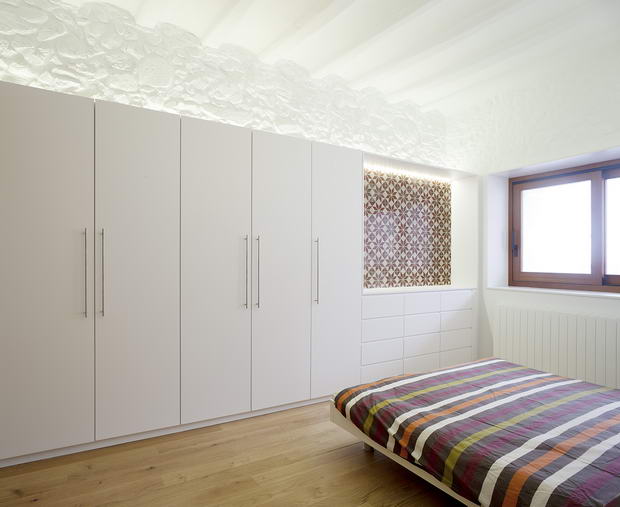 Tile House (9)
