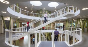 Кружна зграда на Универзитет во Холандија