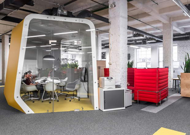 Yandex-Stroganov-by-Za-Bor-Architects_dezeen_12