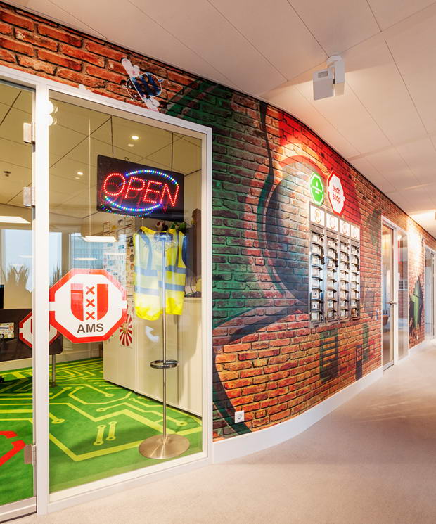 d-dock-google-amsterdam-designboom-03
