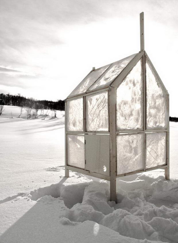 portable-fishing-hut-by-gartnerfuglen-04