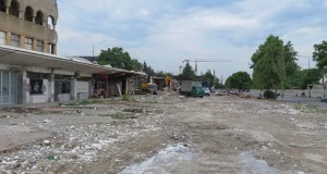 Одолговлечена изградбата на подземна сообраќајница зад „Рамстор“