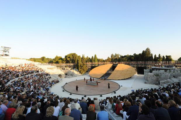 senography-for-greek-theatre-in-syracuse-by-oma-01
