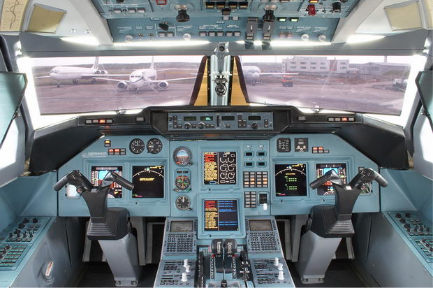 Tupolev_Tu-214_cockpit