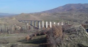 Одобрен проектот за последната делница на пругата кон Бугарија