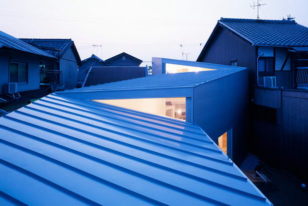 alphaville-house-twisted-japan-designboom-10