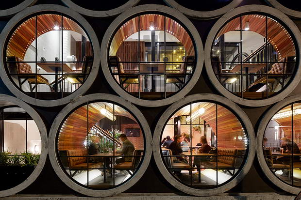 prahranhotel_technearchitects_db_01b