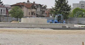 Изградба на плоштад во Влае