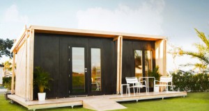 ViVood – мала дрвена куќа со вградени соларни панели