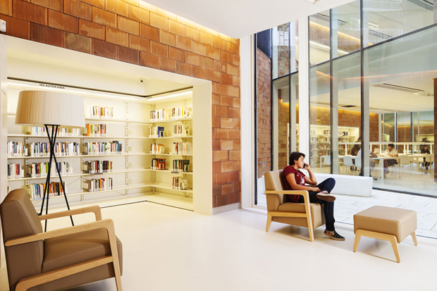 04-joan-maragall-library r