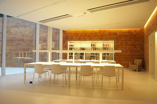 08-joan-maragall-library r
