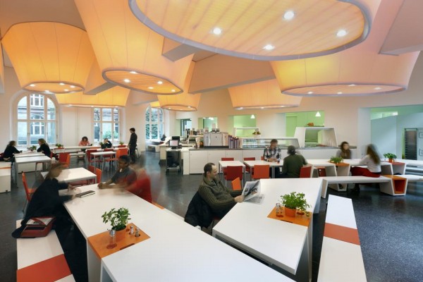 Cafeteria_winter-600x400