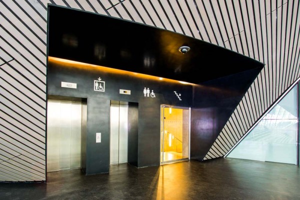 DuPontCorian_AquaticsCentre-11-600x400