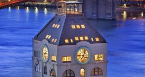 Ентериер во Clock кула во Њујорк