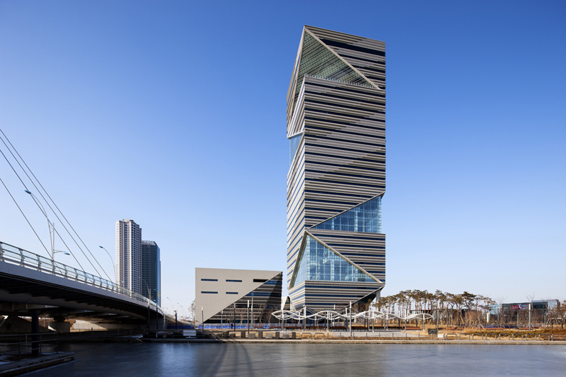 HAEAHN-architecture-G-tower-incheon-korea-designboom-04