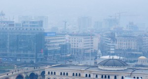 Против загадувањето на воздухот – пар-непар, бесплатен автобуски превоз…