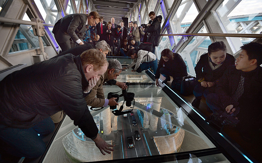 TOWER-BRIDGE-11_3101404k