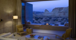 Луксузен хотел претопен во пејзажното сценарио на Кањонот во Јута