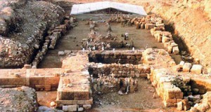 Во гробница во Амфиполис пронајдени пет костури