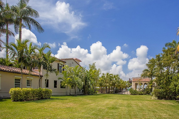 Matt Damon Finally Sold His Miami Beach Mansion