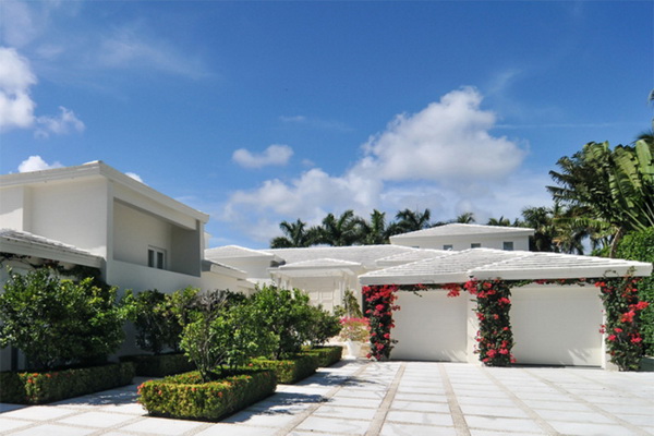 Shakira's Miami Beach Mansion Still On Sale