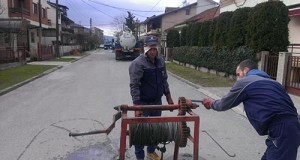 Расчистување на канализациската и атмосферската мрежа во Ѓорче Петров