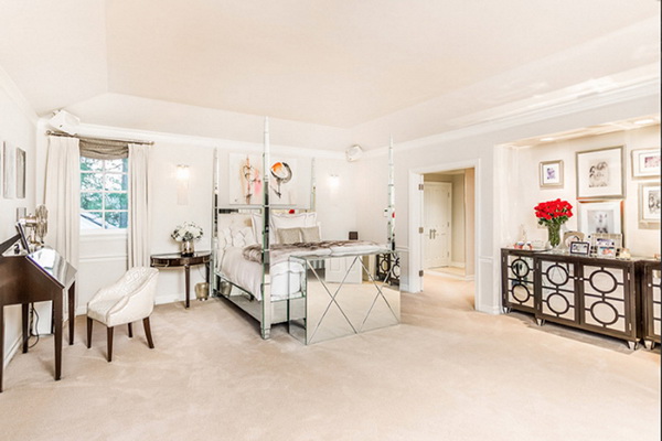 Jennifer Lopez's Hidden Hills Home on Sale for $17 Million