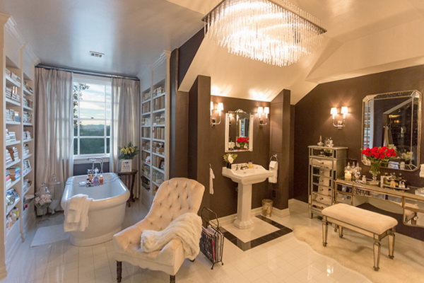 Jennifer Lopez's Hidden Hills Home on Sale for $17 Million
