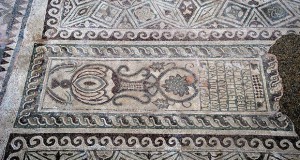 Реконструиран мозаикот во Старата епископска базилика вo Стоби