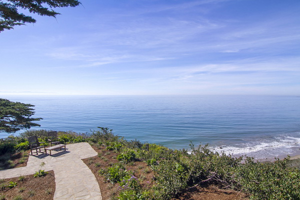 Kavli Manor on the Santa Barbara Coast On Sale for $23 Million