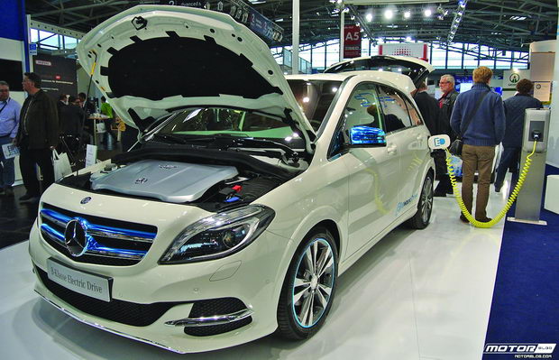 eCarTec Munich 2013: Mercedes-Benz B-class Electric Drive
