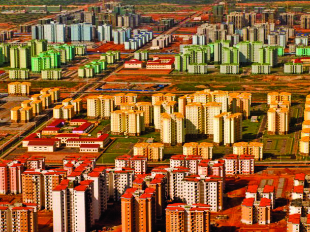 5 stanbena naselba vo Angola