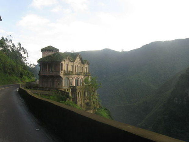 8-hotel-de-salto-napusteno-mesto