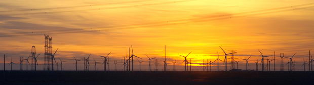 Kina Gansu.Guazhou.windturbine_farm.sunset