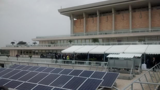 Knesset-Solar-Panels-Tazpit-1
