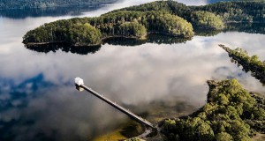 Езерска турбина трансформирана во современ хотел
