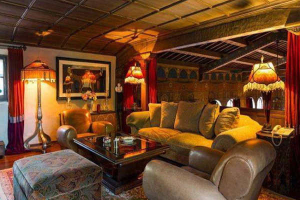 Melanie Griffith and Antonio Banderas' Los Angeles Home On Sale for $16.1 Million