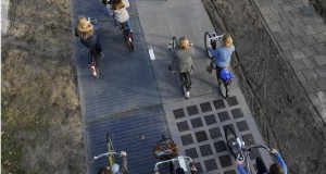 Соларната велосипедска патека во Амстердам ги надмина очекувањата