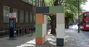 Пастелна инсталација на лондонските улици