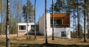 Одлична шумска куќа во Финска