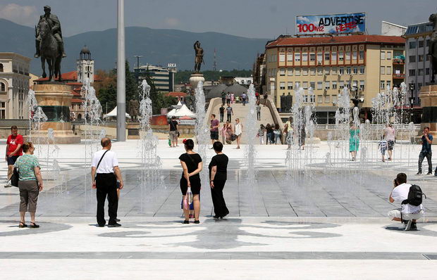 fontana na plostad makedonija (2)