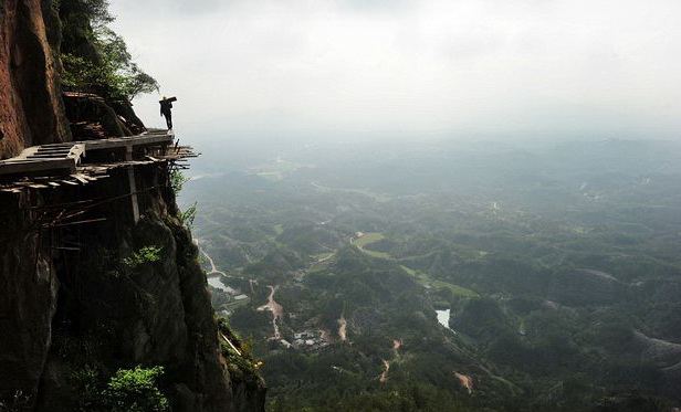kina-premin2