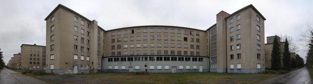 odmaraliste na hitler Prora_KdF_House_Land_Side