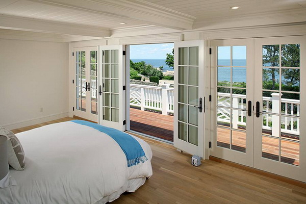 Completely Renovated Historic Beach House Listed On Sale For $4,25 Million