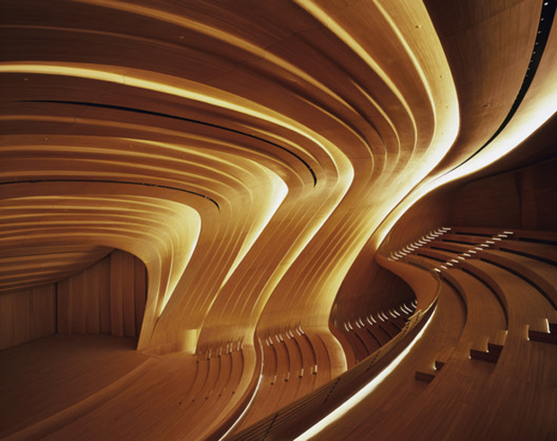11-zaha-hadid