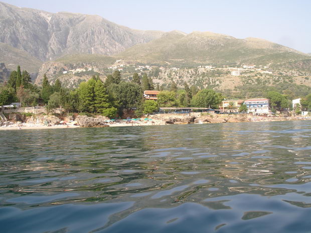 Sazan Albanija
