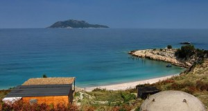 Албанија прави туристичка атракција од поранешна воена база