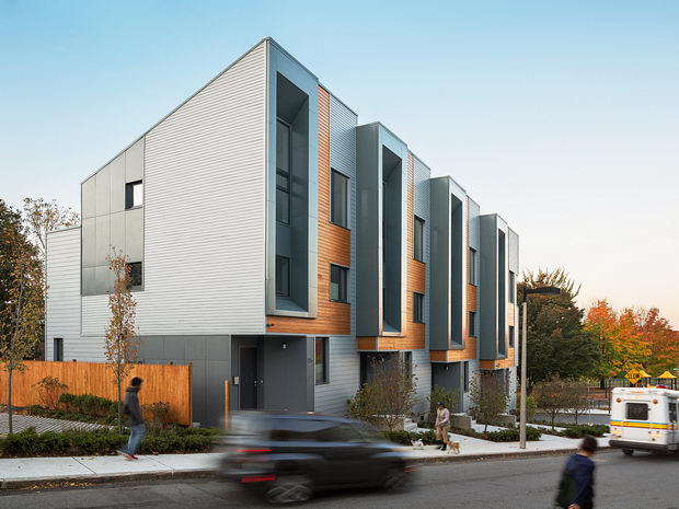 Interface Studio Architects - Roxbury E+