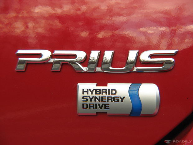 toyota-prius-hybrid-logo